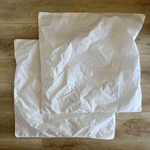 Set of 2 White Square Pillow Cases